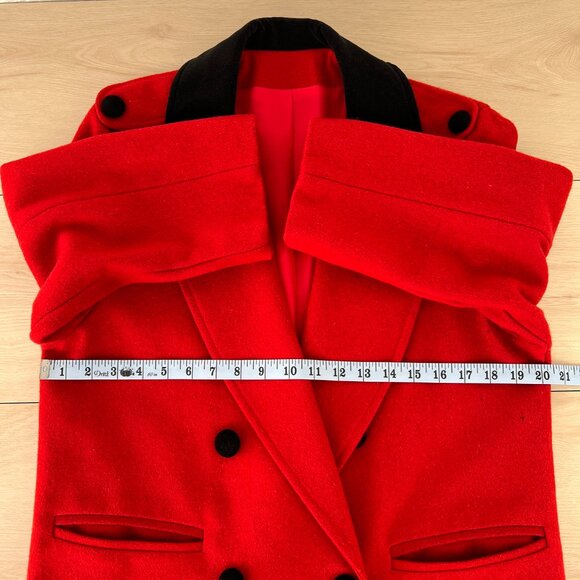 Vintage 80s Women's Red Wool Pea Coat Black Velvet Collar with Epaulets Size 12 - Picture 10 of 16